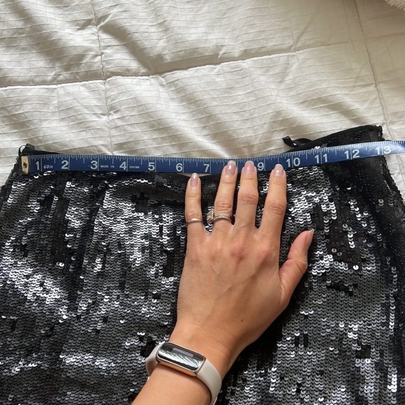 Valentino Black Sequin Skirt Size 4 - Picture 7 of 8